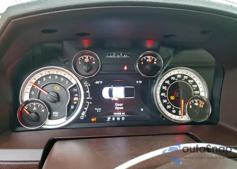 2017 Ram 1500 Laramie z USA, uszkodzony, nr VIN 1C6RR7NT5HS772946